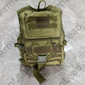 ուսապարկ-լեզվակով